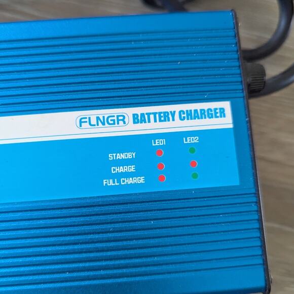FLNGR Golf Cart Smart Charger 36V, 12AMP, D Plug - Picture 4 of 8
